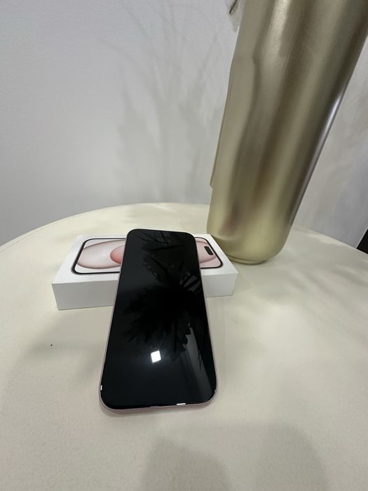 iPhone 15 Pink 256Gb - 82% baterie
