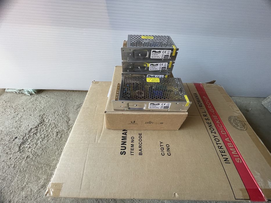 Lichidare Stoc: Lot 5 Surse / Alimentatoare LED NOI (24V și 12V) – Super Preț: 250 Lei Tot Lotul