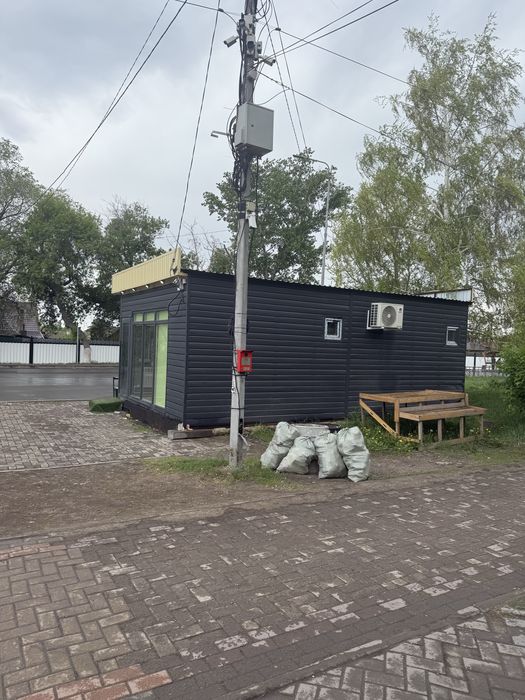Продаю универсальный магазин.