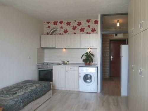 Дава се под наем Едностаен апартамент в София, Люлин 7 - 40 кв.м за 460 € - Снимка #2