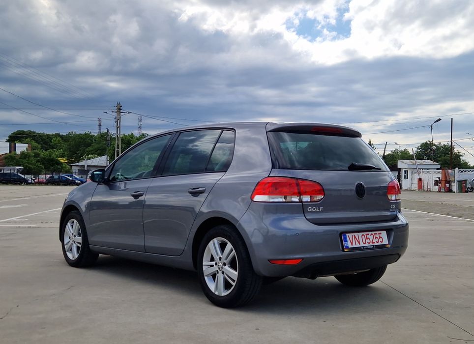 VW  GOLF 6 Match/ Bluemotion/Navi RCD320Pro/Senzori/ParkPilot/Climatronic/Euro5