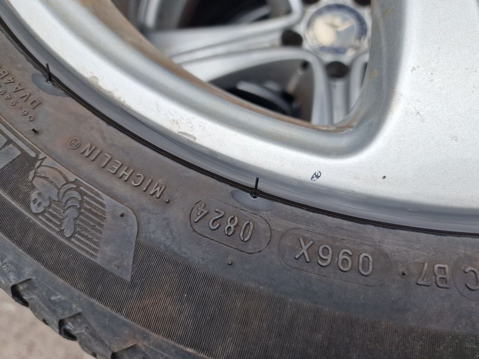 Гуми с Джанти за Mercedes E class W213 245/45 R 18 Michelin 2024 dot