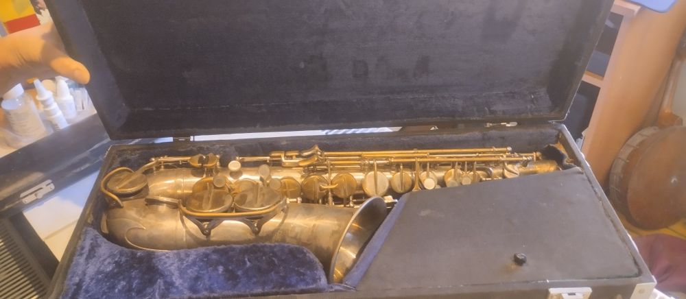 Flaut HULLER argintat Saxofon argintat Solist lux