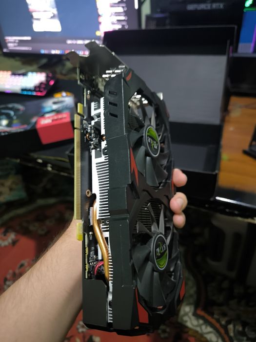 RX 580. 8 GB 2048CP.