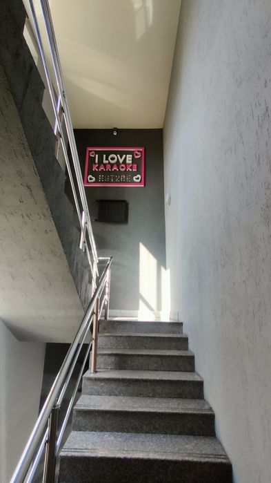 Продаётся Караоке клуб "хот туби"