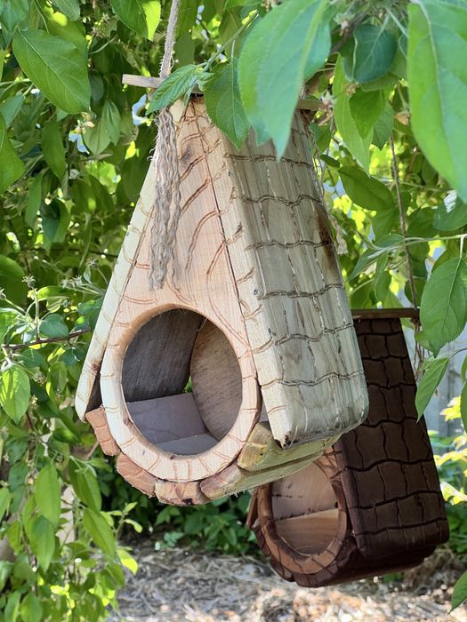 Кормушки для птиц, домики, скворечник
