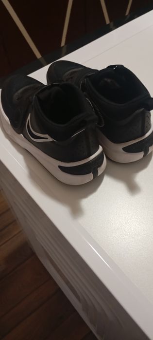 Оригинални маратонки Nike 40