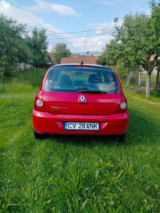 Vând Renault Clio 2 benzină + GPL