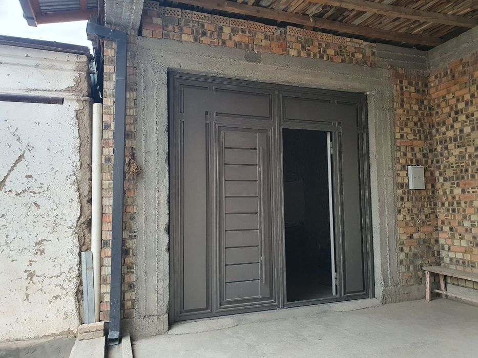 Срочни 4,5 сотикли ховли сотилади 5 хонали