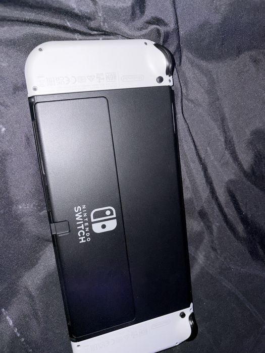 Nintendo switch oled 64
