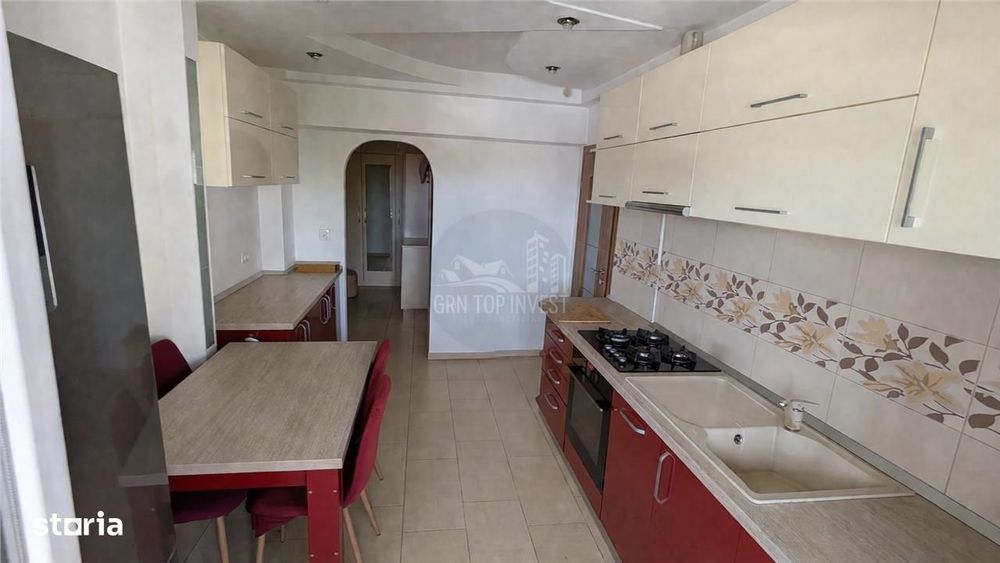Apartament 2 camere decomandat si balcon zona Centrala