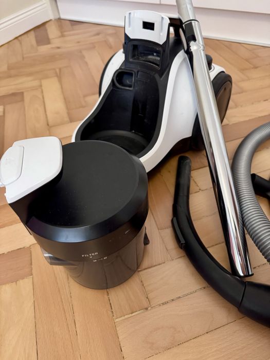 Aspirator fara sac Electrolux