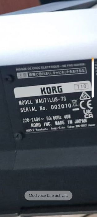 Vând orga Korg Nautilus 73 work station, cu stativ și husă