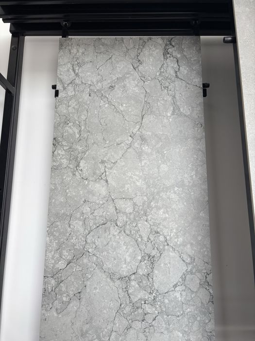 Продам кафель, керамогранит недорого.