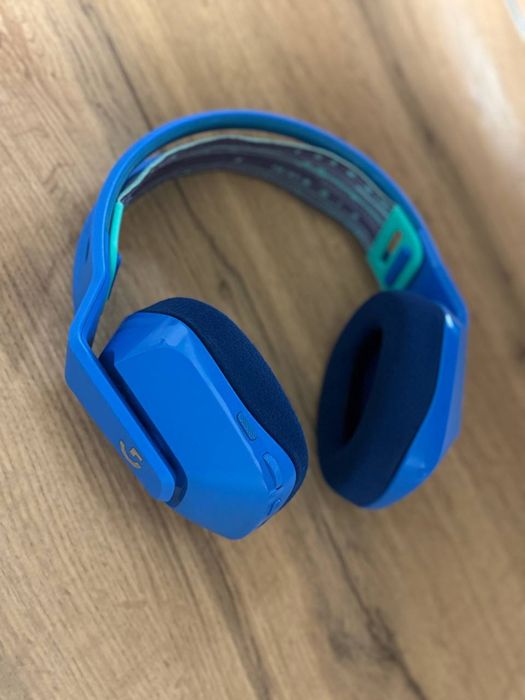 Продам наушники Logitech G733 Lightspeed