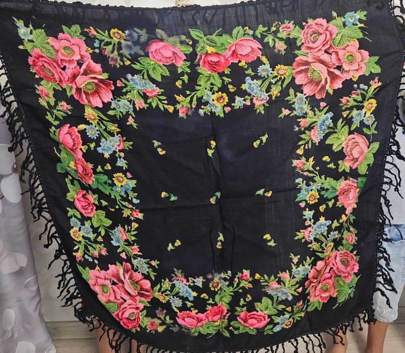 Шерстяные платки