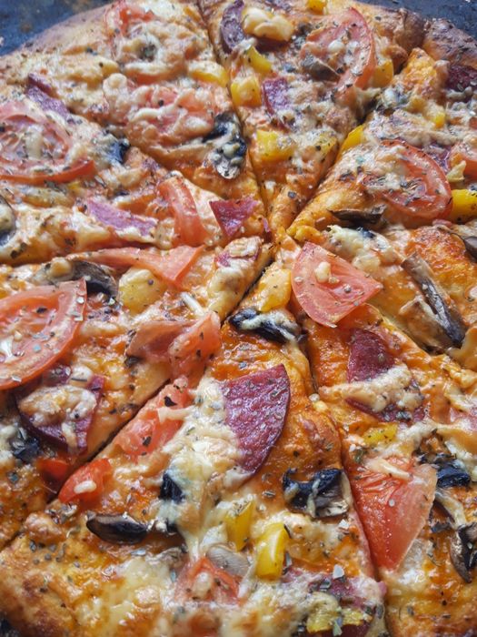 Пицца на заказ любая ооочень вкусно