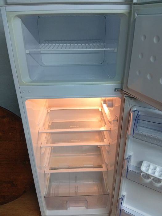 Холодильник beko