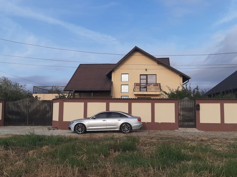 Vila Valea Calugaresca Valea Calugareasca • OLX.ro