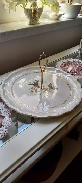 Плато за сервиране