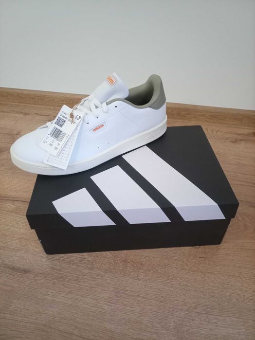 Нови Оригинални маратонки Адидас Adidas Номер 46