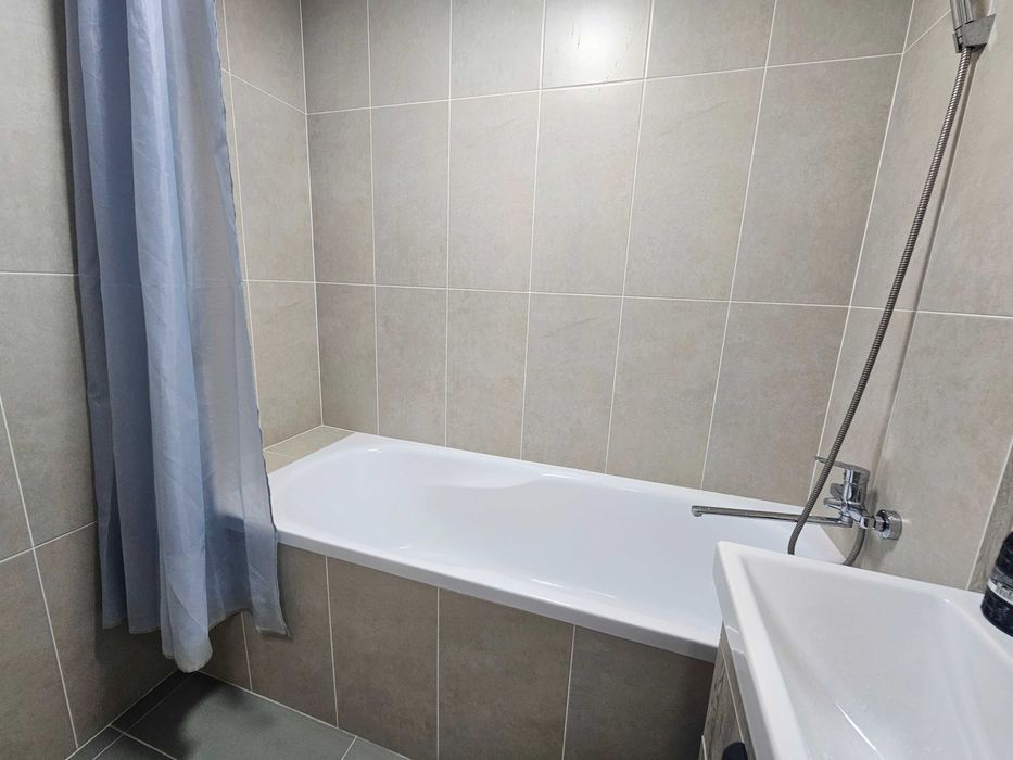 Продам 2комн Сарырка/Абая