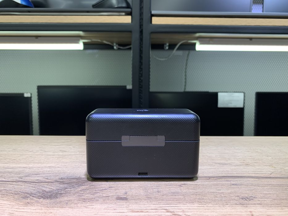 Микрофон DJI Mic (2TX+1RX+Charging Case), экран сломан, 1129/А10