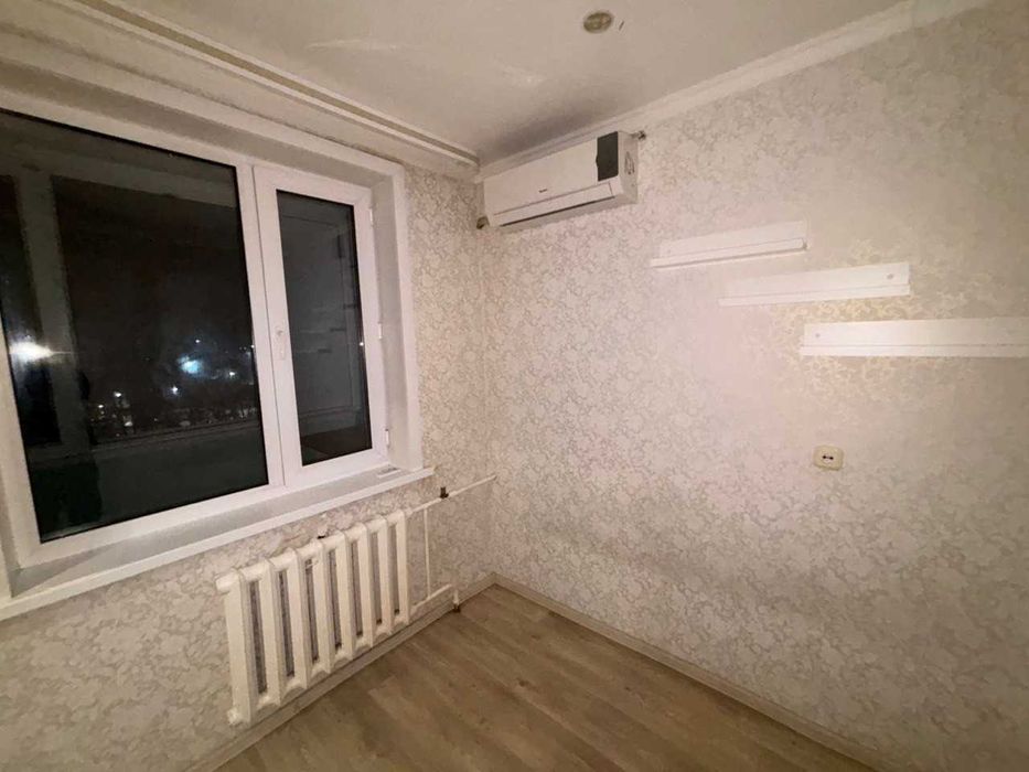 Продаётся 2-комнатная 5 микрорайон