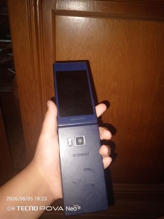 Продам телефон самсунг редкий