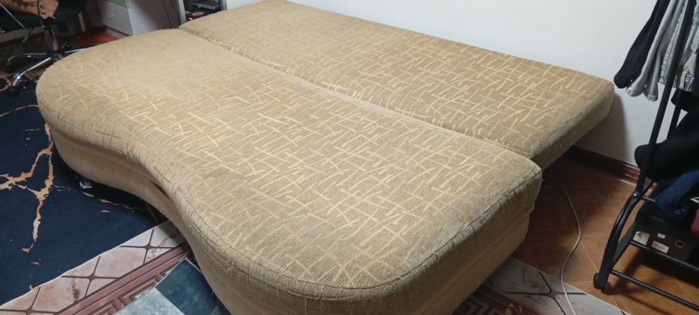 Отдам диван Бесплатно сегодня, прямо сейчас