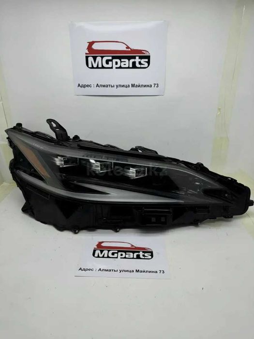 Фара б/у оригинал правая и левая от Lexus ES-350 18г и выше