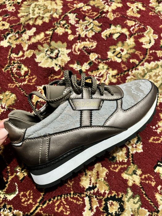 Обувь женская кроссовки