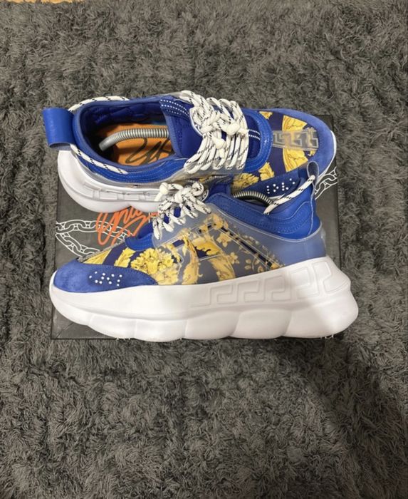 Versace Chain Reaction