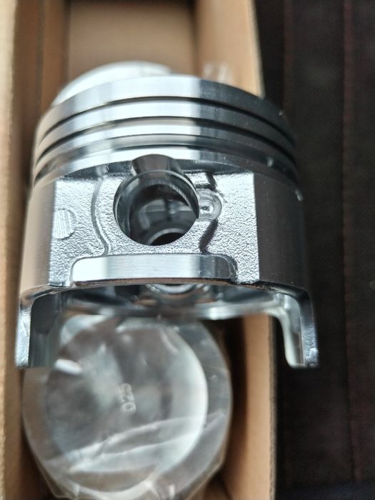 Автозапчасти маторны масла доставка