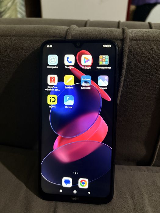 Продаю телефоны .