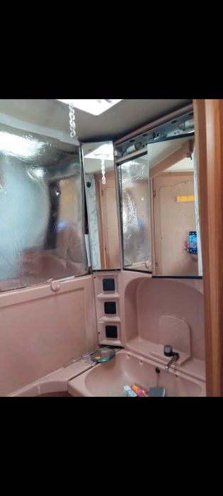 Каравана за бързо хранене