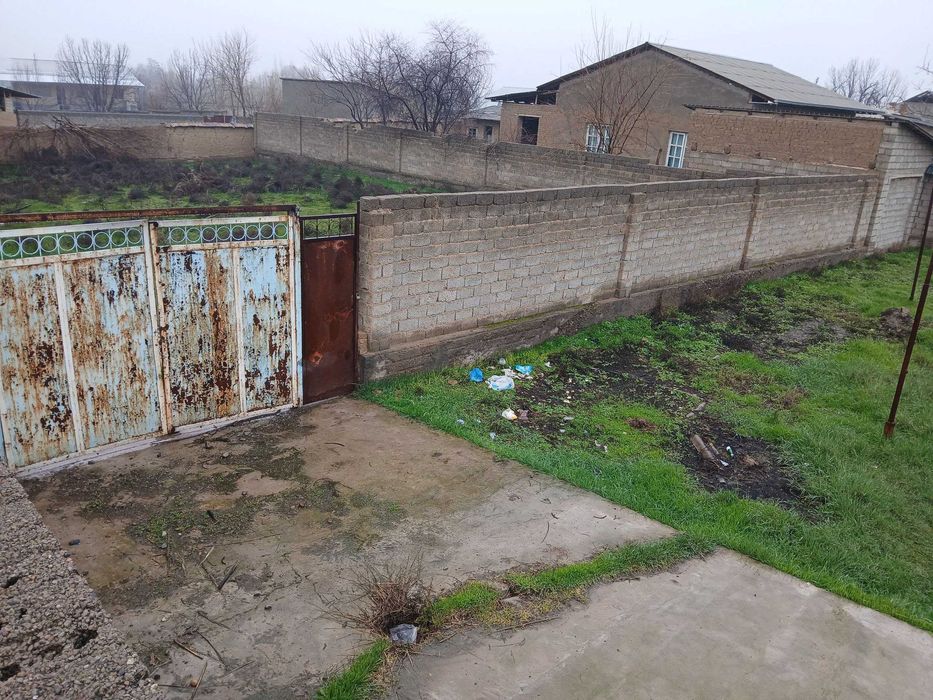 Ер сотилади М-39 йулига 200 метр, 8 сотих, нархи 5500дан сотихи