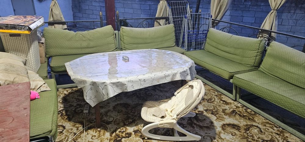 Диваны садовые на веранду б/у