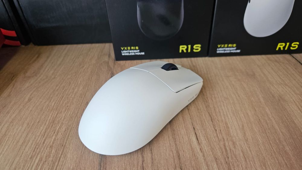 Продается мышка R1S