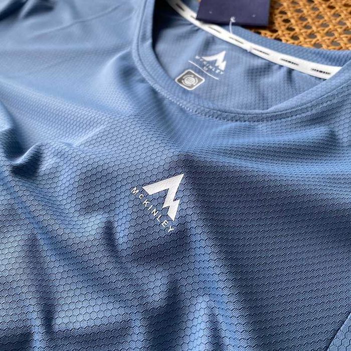 McKinley (Австрия) тонкая дышащая мужская  термофутболка