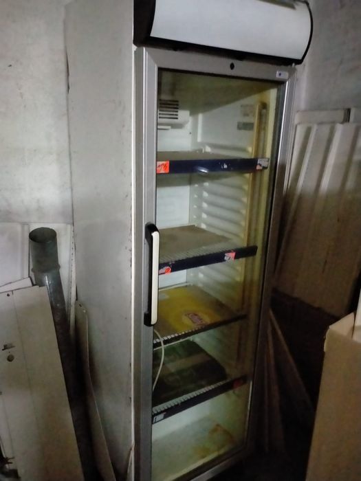 Продам холодильники в в хорошем састояние