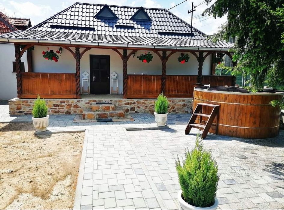 Cazare/închiriez pensiune/cabana/rustica, ciubar, grătar, loc de joaca