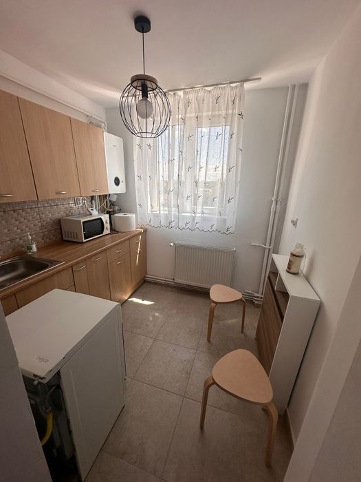 Inchiriere  apartament 2 camere+dresing