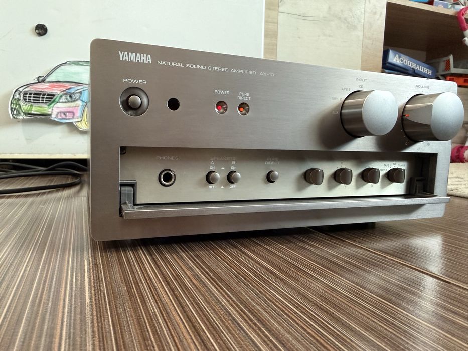 Yamaha AX-10 Качествен стерео усилвател