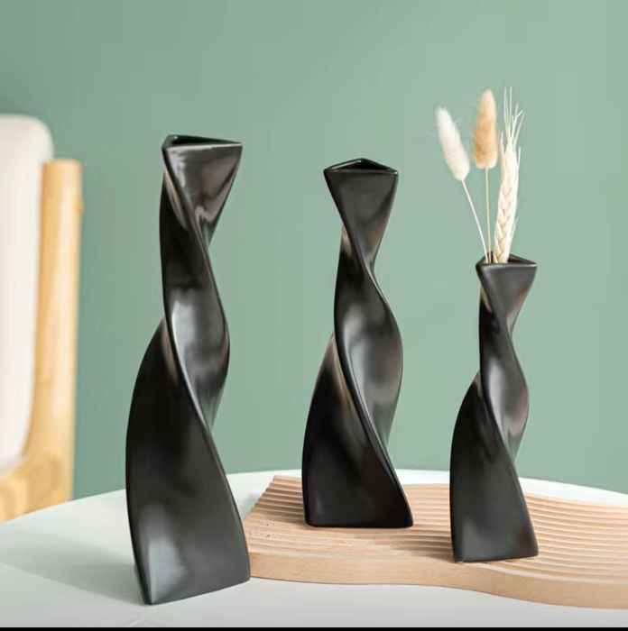 Продам набор ваз