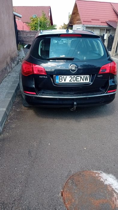 Vind opel astra j 1.7 cdti sport tourer din anul 2013