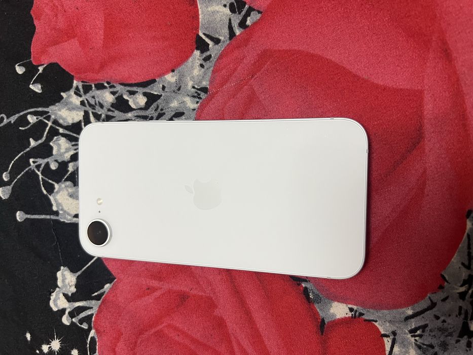 iphone 16 E (128 gb ) MDM