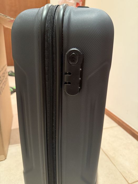 Samsonite American Tourister ръчен куфар