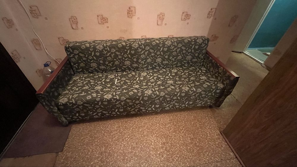 Мебель даром ……..