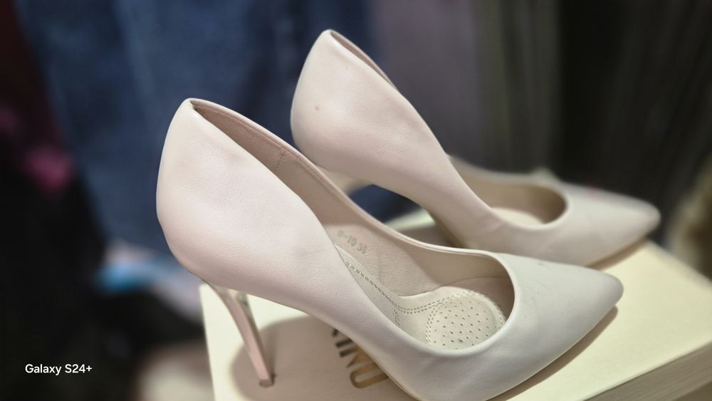 Продам туфли 38 раз